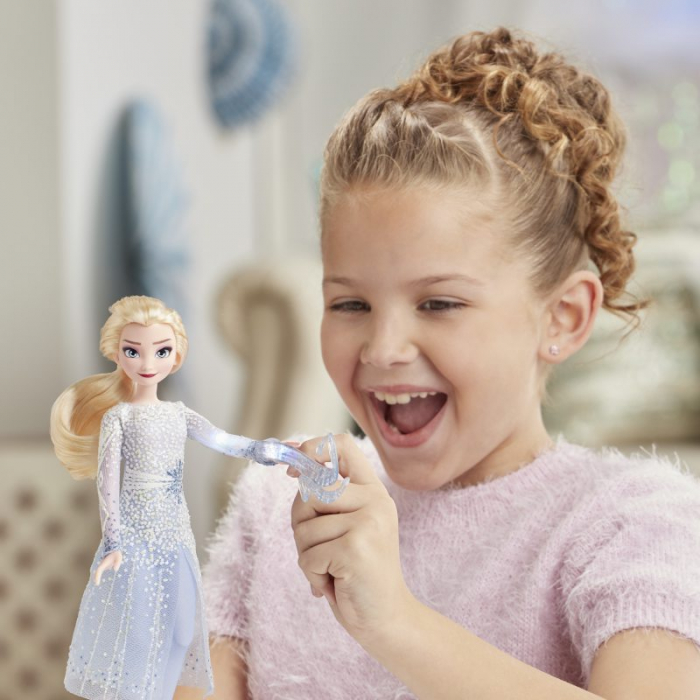 Lalka Elsa Magiczna Moc Frozen Kraina Lodu 2 Disney